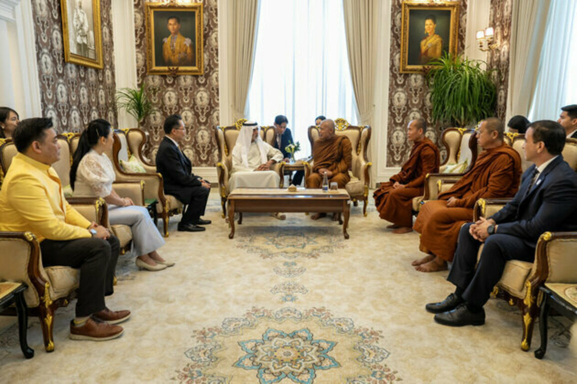 Nahayan bin Mubarak meets Chief Monk of Nah Luang Temple at Royal Thai Embassy in Abu Dhabi