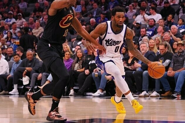 Strong finish kick sends Kings past Cavaliers