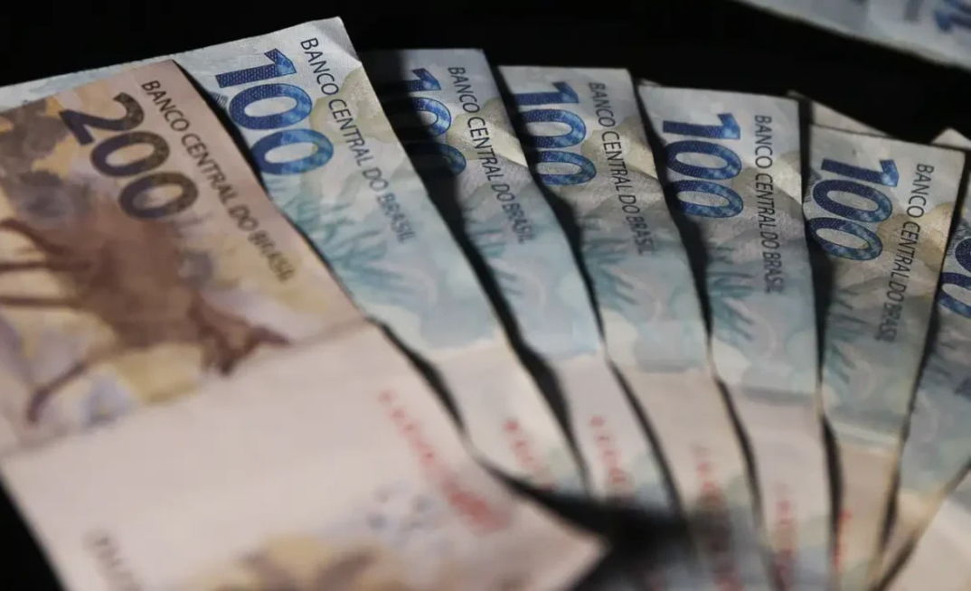 Dinheiro notas real reais cédulas