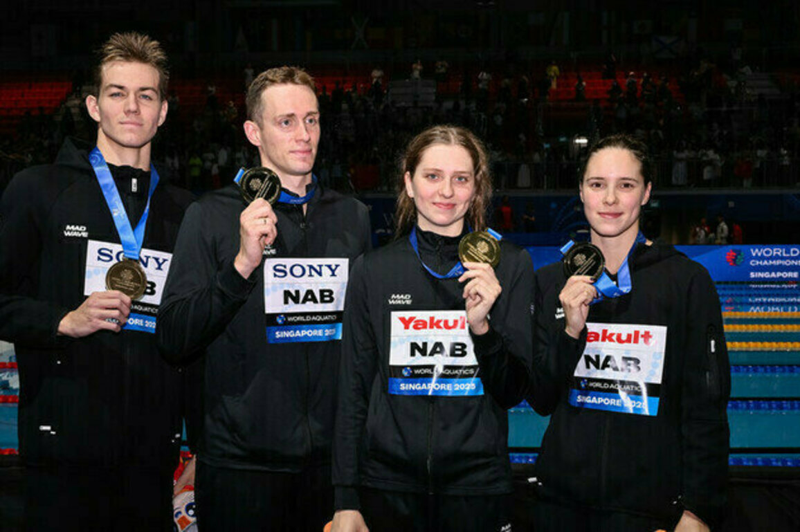 Russian swimmers take 18 medals at world championship