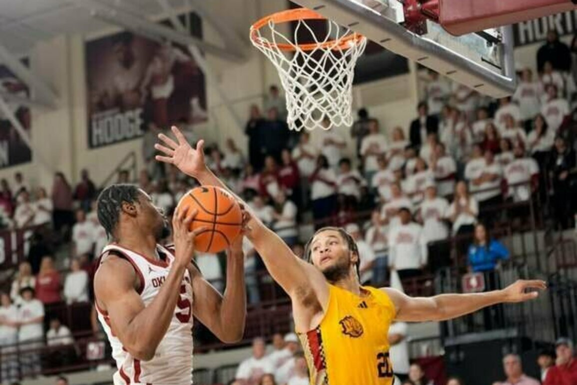 Mohamed Wague, Oklahoma stymie Oral Roberts