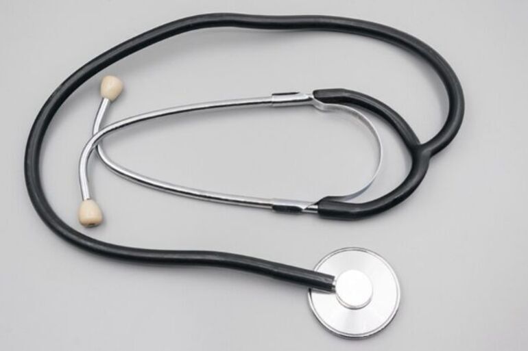 Report says people in Ireland pay more for less health insurance cover