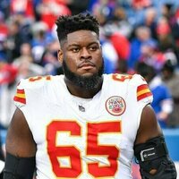 Report: Chiefs G Trey Smith gets 4-year, $94M deal