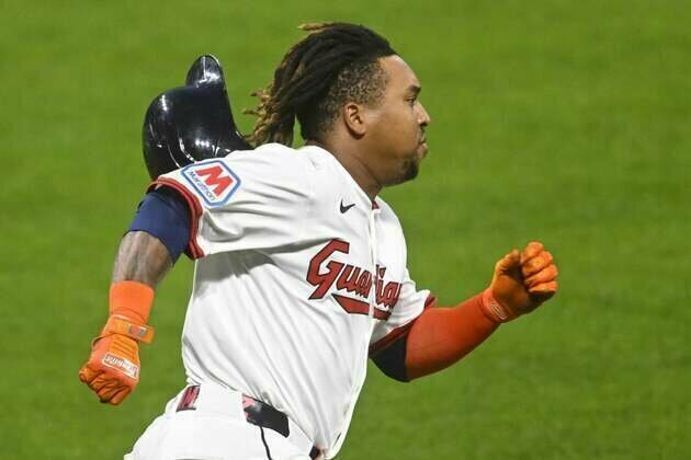 Guardians seek 6th straight win in rematch vs. Royals