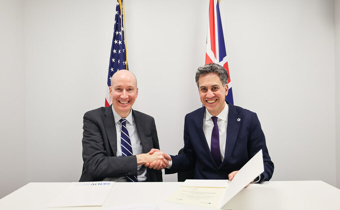 David Turk and Ed Miliband | Credit: Dan Dennison / DESNZ