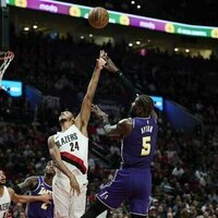 Lakers, minus mainstays, surge past Trail Blazers