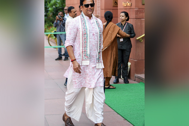 Ravi Kishan wins big at Dadasaheb Phalke International Film Festival Awards 2025, expresses immense gratitude