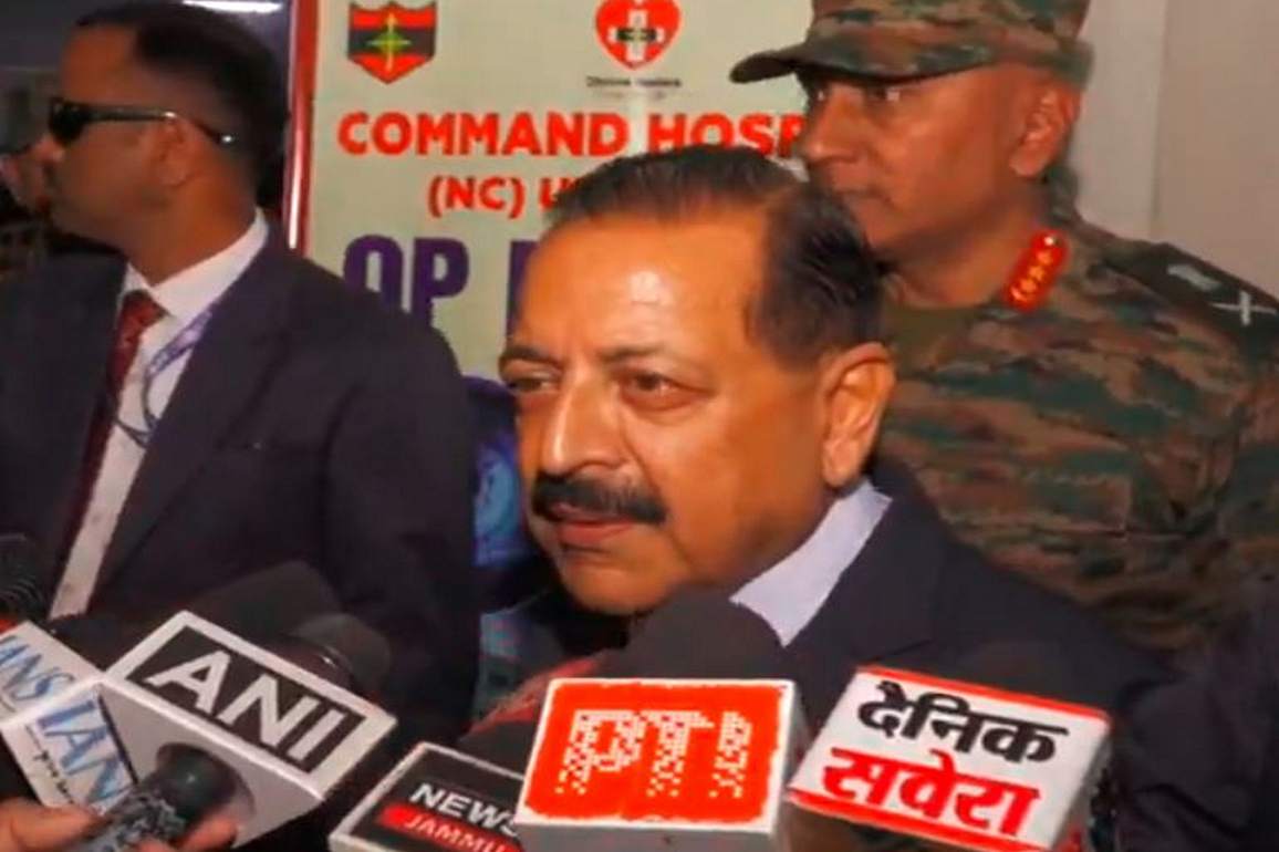 "Army's social work usually not mentioned": Union Minister Jitendra Singh praises free cataract surgery camp