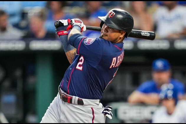 White Sox, Twins playing to reach team, individual goals