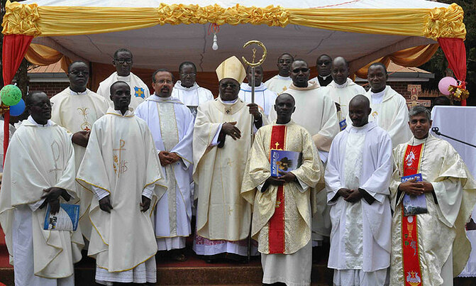 Christians celebrate golden jubilee of Padre Pio Christians celebrate golden jubilee of Padre Pio