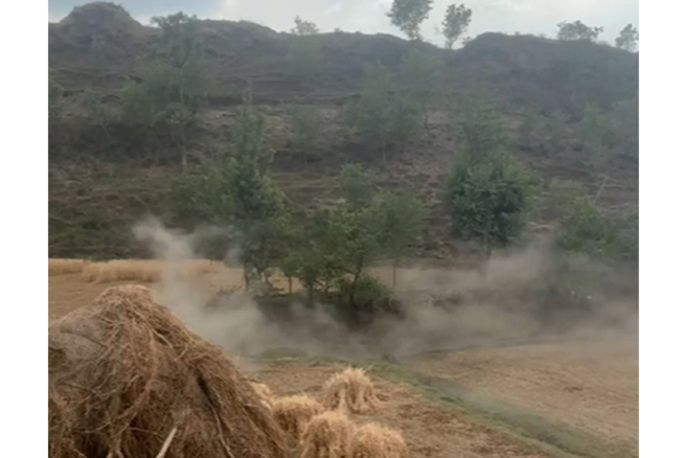 Jammu: Indian Army defuses live shells in Rajouri, ensures safety of locals
