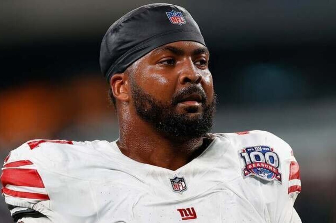 Updates: Cowboys sign practice squad OT