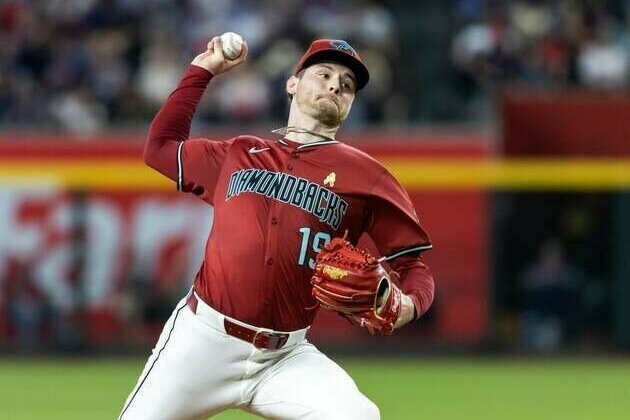 Chasing wild-card spot, D-backs face playoff-bound Phillies