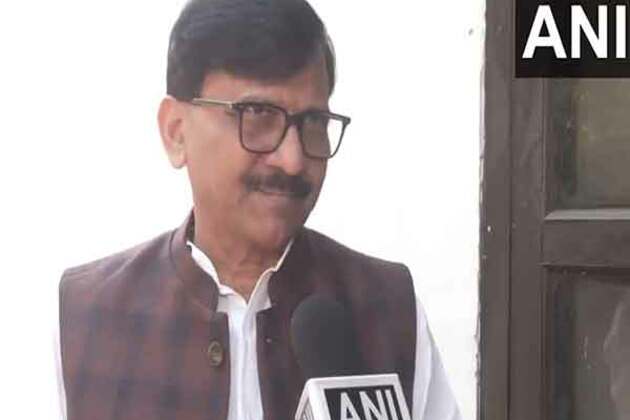 "Dangerous time for democracy": Sanjay Raut slams LS Speaker over Rahul Gandhi's Parliament speech restriction