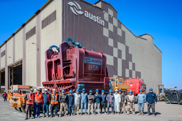 Austin builds its Chilean bucket business