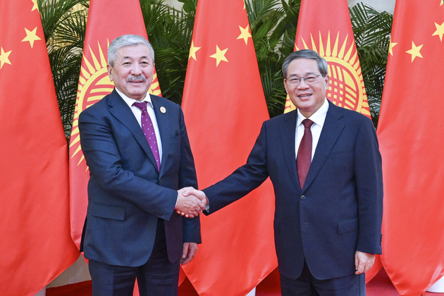 CHINA-TIANJIN-LI QIANG-KYRGYZ PM-MEETING (CN)