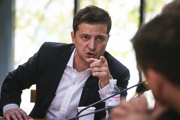 Ukraine Leader: Predecessor Trying to Derail Peace Process