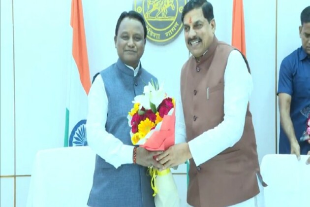 Madhya Pradesh CM Mohan Yadav Meets Odisha CM Majhi, pays tributes to Debendra Pradhan