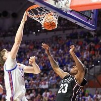 Top 25 roundup: No. 5 Florida blitzes Mississippi State, seals SEC title