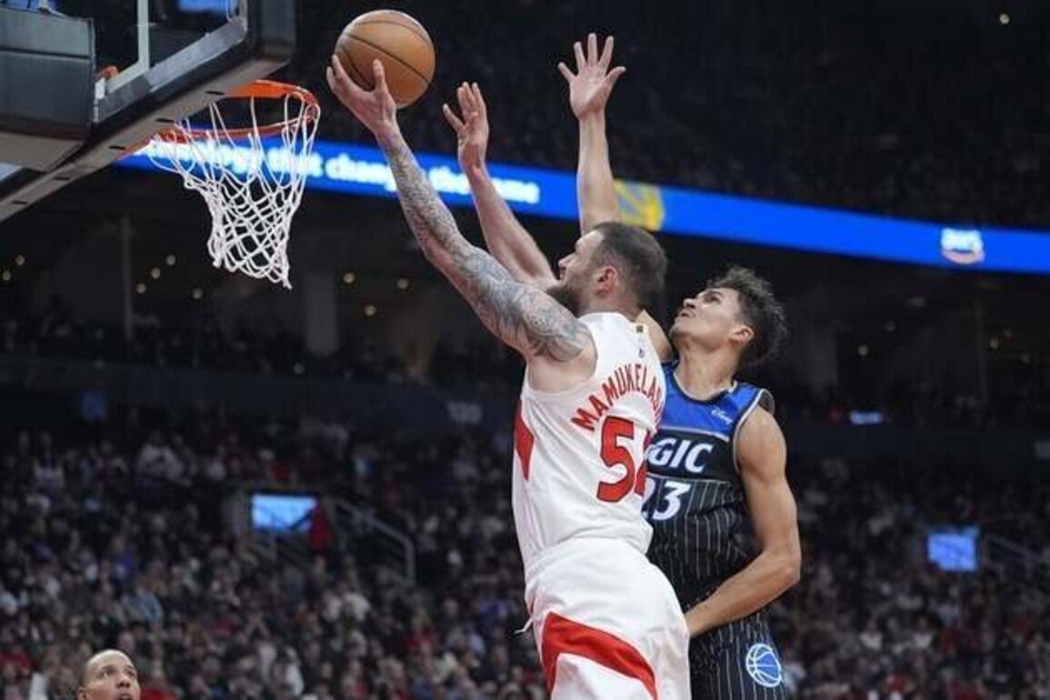 Raptors dig out of 21-point hole to steal game from Magic