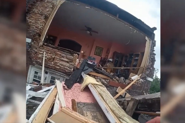 Rookie St. Louis cop hailed for tornado rescue