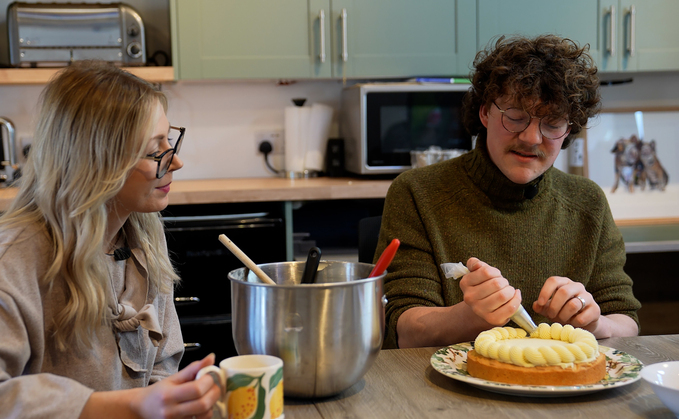 Bake Off star wants to leave his mark on the family farm: "My sister and I want to be on the farm forever"