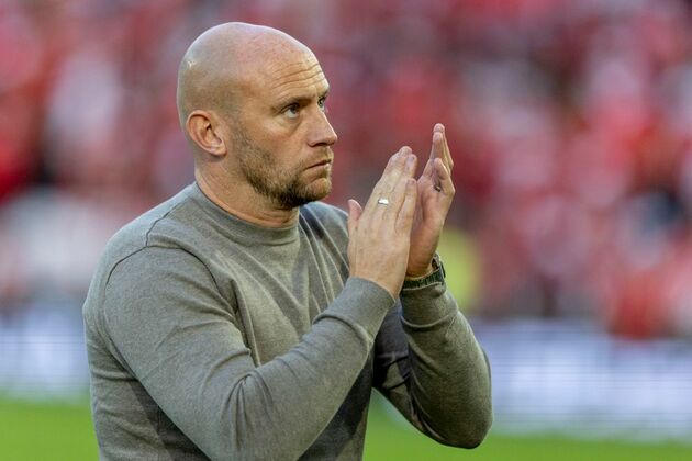 Hibernian FC - Gray Praises Atmosphere Vs Rot-Weiss Essen