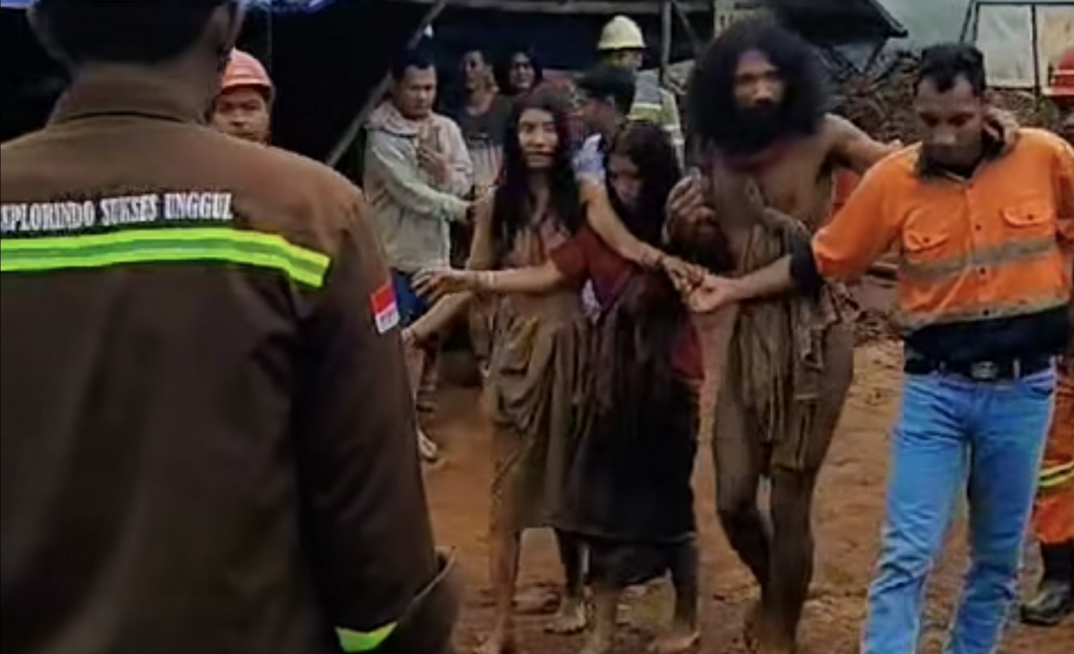 Hongana Manyawa people encounter miners 