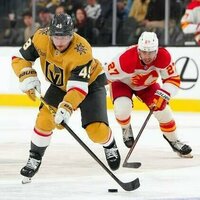 Golden Knights pour it on Flames, continue point streak
