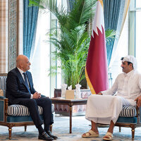 Qatar's Emir, Greek Minister of Defense discuss regional developments