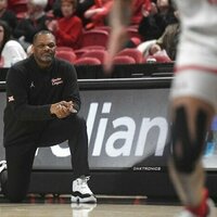 Women's basketball coaches out at Houston, McNeese