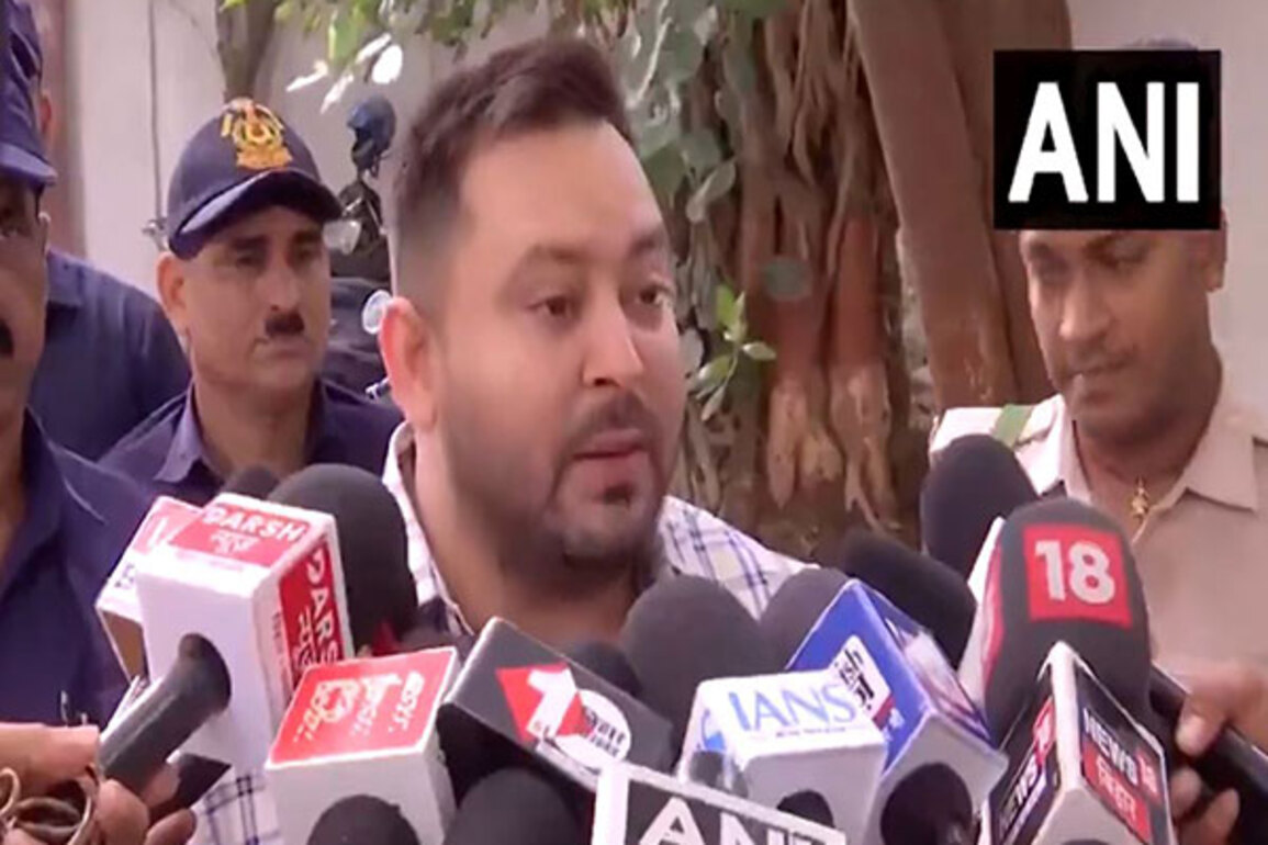 Tejashwi Yadav accuses EC of 'misusing' its Constitutional status amid protests over SIR in Bihar
