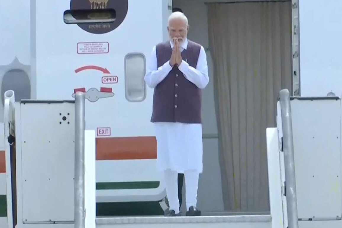 Prime Minister Narendra Modi arrives in South Africa to attend G20 Leaders' Summit
