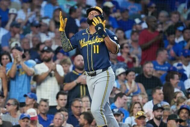 Jackson Chourio powers Brewers to second straight win over Cubs