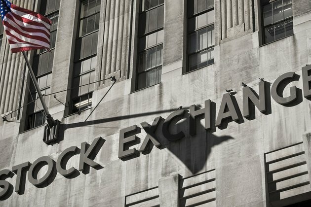 Bill targets super-successful stock traders of Congress