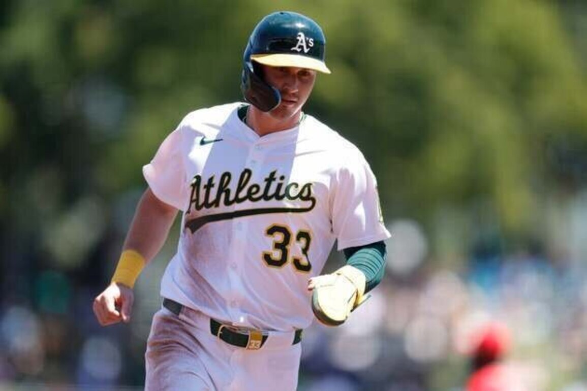 Reports: Reds reach deal with OF JJ Bleday