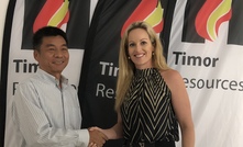  Vice president of BGP Indonesia Huo Gechao, and Timor Resources managing director Suellen Osborne 