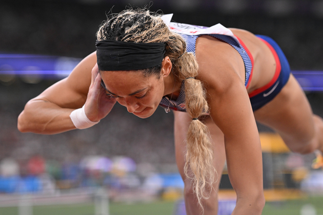 (SP)JAPAN-TOKYO-ATHLETICS-WORLD ATHLETICS CHAMPIONSHIPS-WOMEN'S HEPTATHLON-SHOT PUT