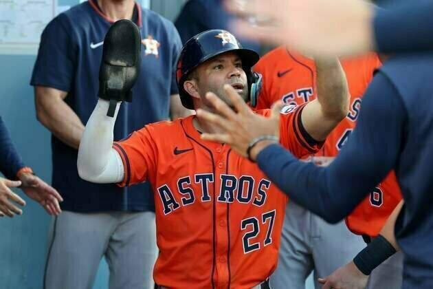 Astros sweep Dodgers behind big game from Jose Altuve