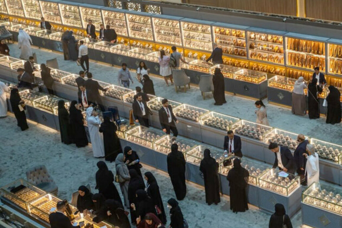Gulf designers shine at 56th Watch and Jewellery Middle East Show