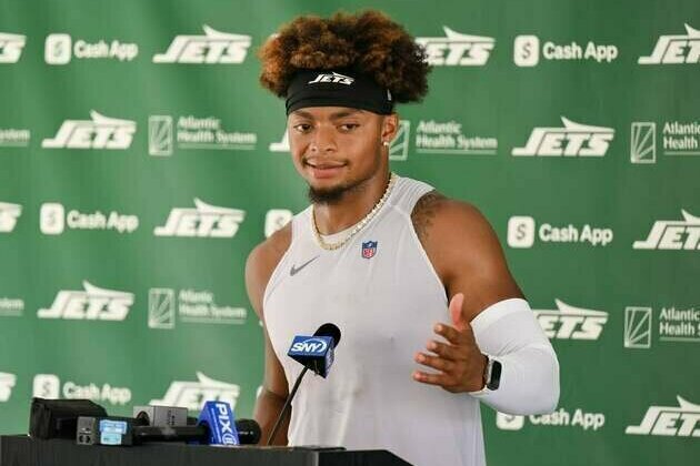 Jets QB Justin Fields over toe injury, back to practice