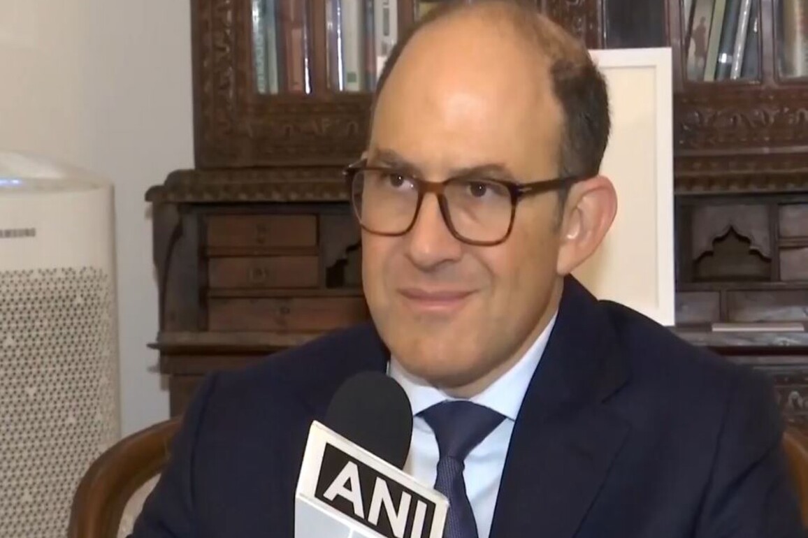 "There is consensus among some MERCOSUR members, India to expand PTA": Argentine Envoy Caucino