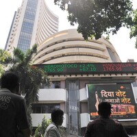 Markets close higher on strong bank earnings, easing US-China trade tensions