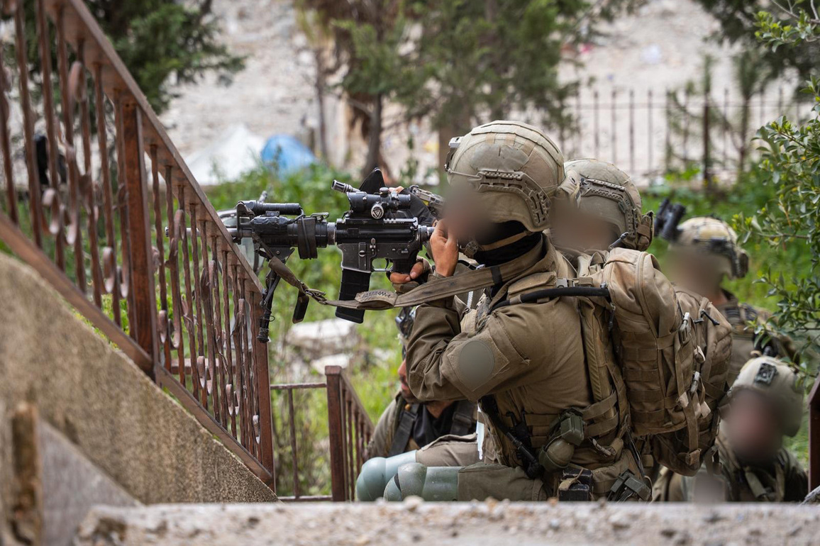 IDF continues strikes on Hezbollah in southern Lebanon, launches ground ops in Bint Jbeil