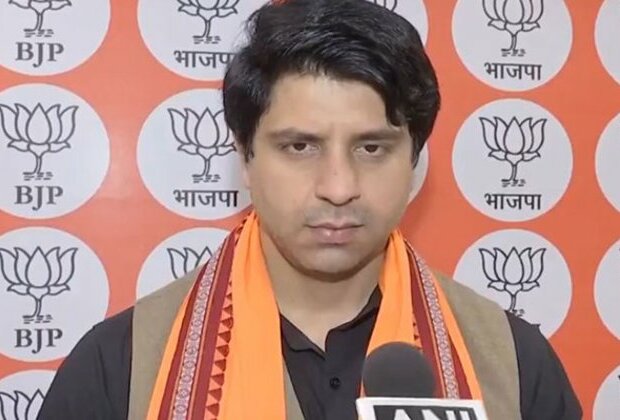 "First, you do corruption, and then show brazen attitude": BJP's Shehzad Poonawalla on Siddaramaiah's refusal to resign