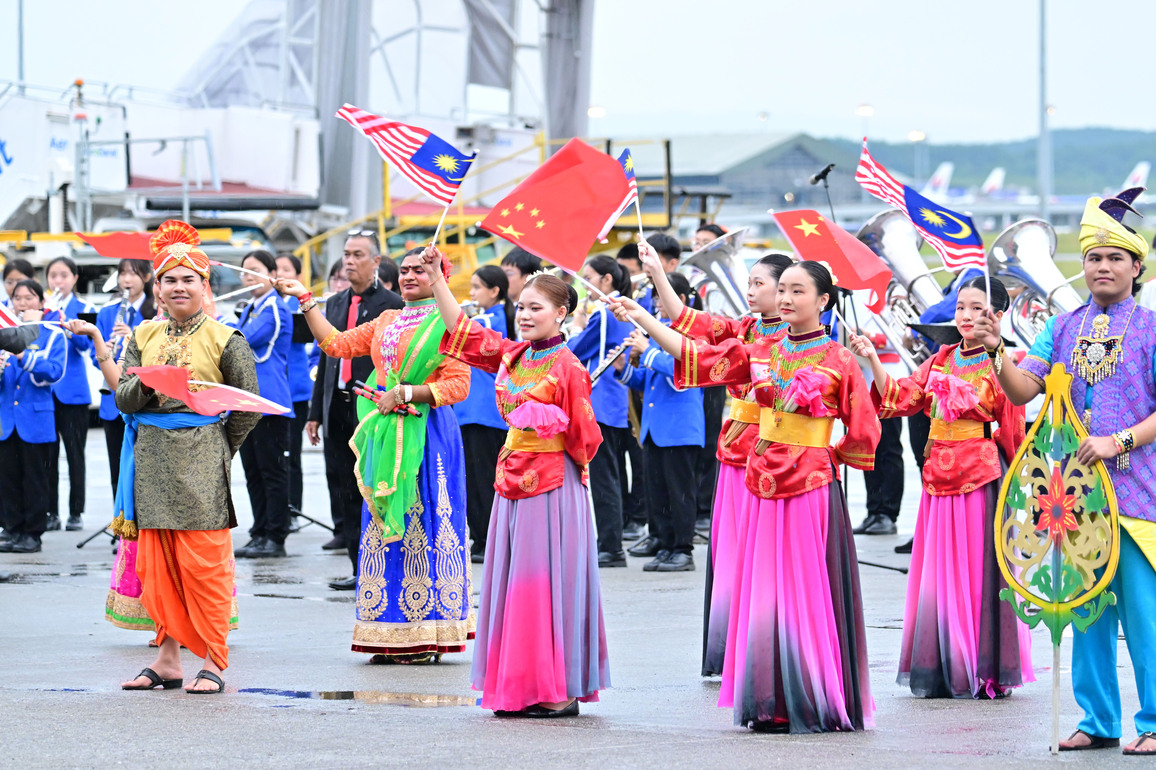 MALAYSIA-KUALA LUMPUR-CHINA-XI JINPING-STATE VISIT-ARRIVAL