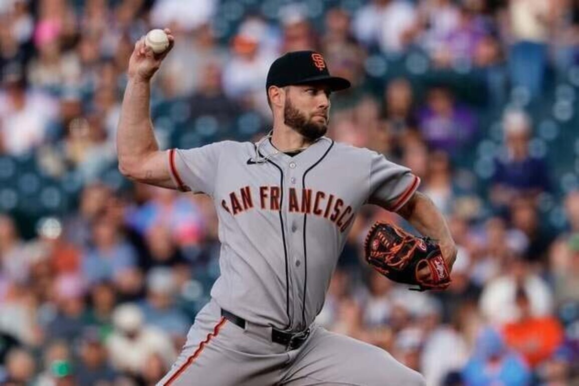 Giants' Adrian Houser strives for success in return to Milwaukee