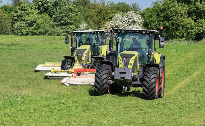 Review: CIS+ v Cebis: Claas control concepts compared