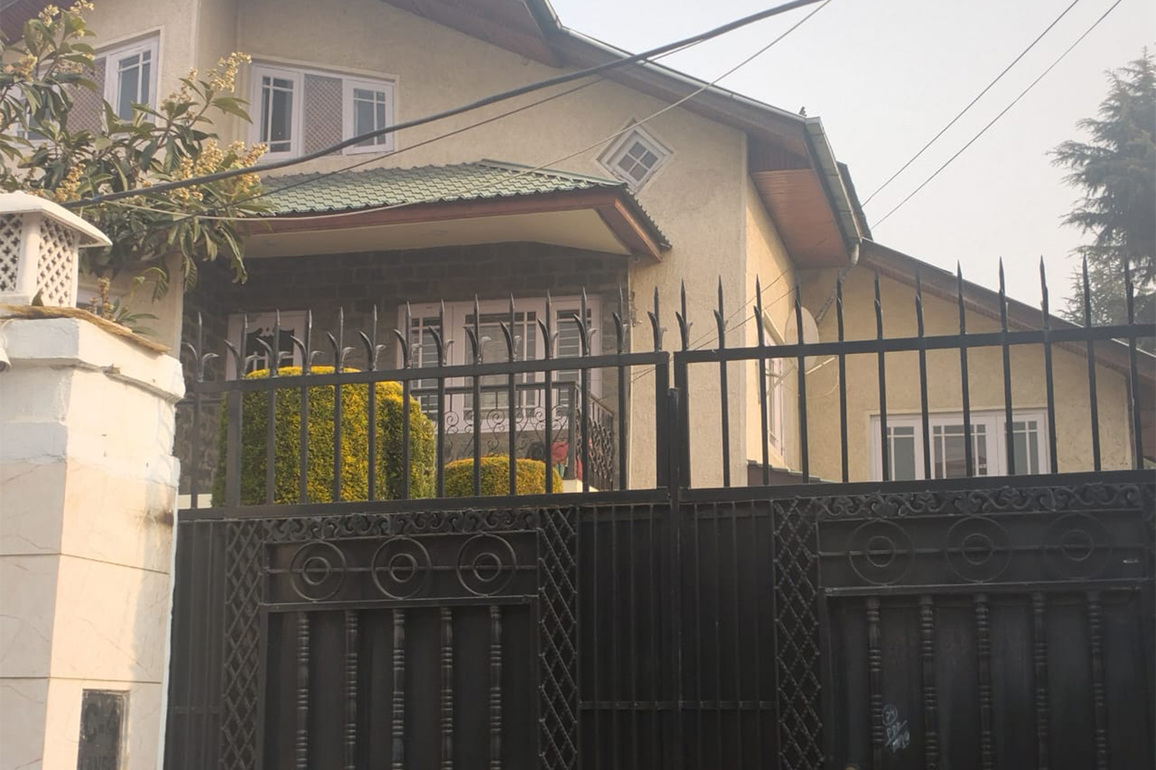 Budgam police books homestay owner for concealing stay of foreign national