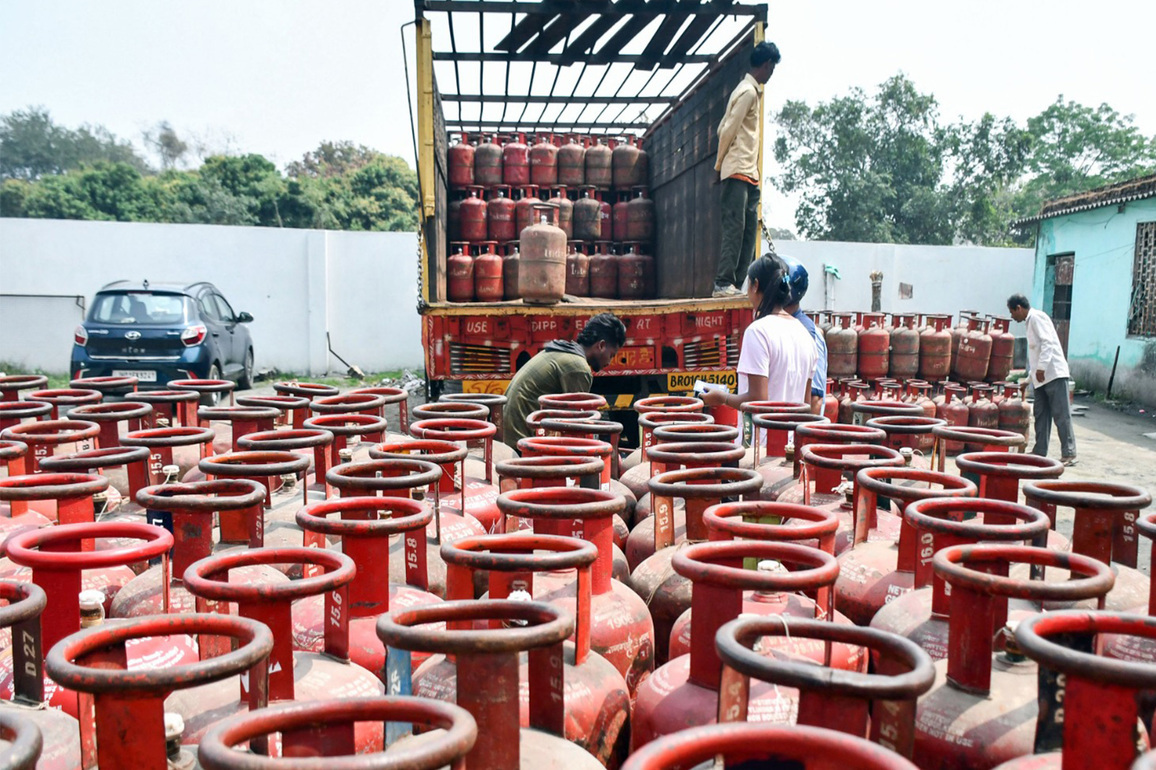 No fuel shortage in Telangana, says Civil Supplies Department